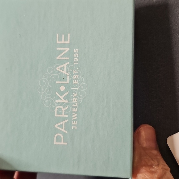 Park Lane Yellow Flower Earrings. NWT. Great Easter Gift. - Picture 4 of 4